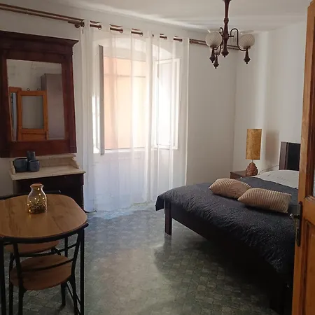 Elle Apartment